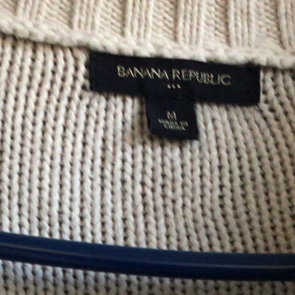 Ladies cable not knit pullover beige sweater.  Sz medium - Picture 5 of 7